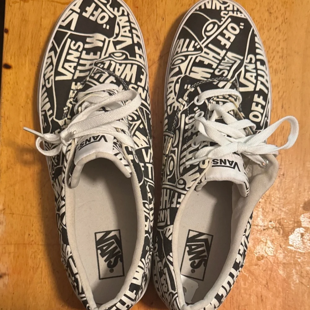 Vans White and Black NASA High-Top Sneakers plus 2 vans low tops as a bonus! - Picture 5 of 5